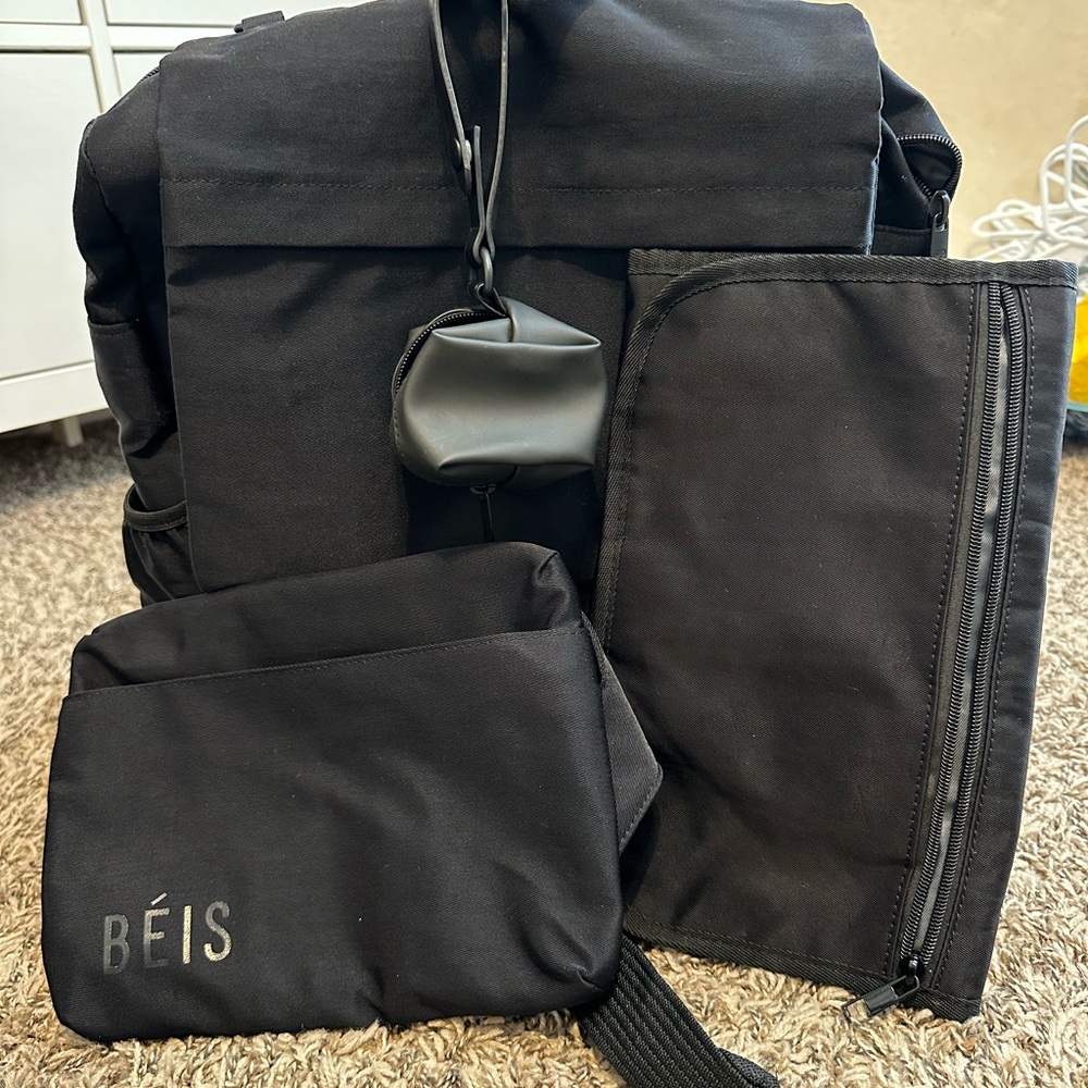 BÉIS Ultimate Diaper Bag